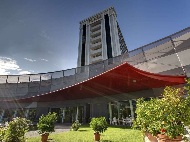 Panoramic Plaza 1