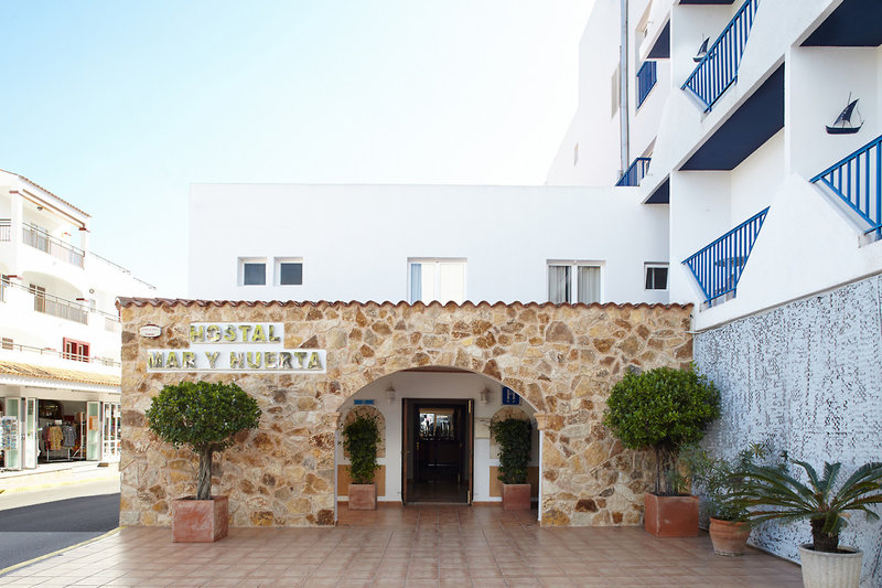 Hostal Mar Y Huerta 16