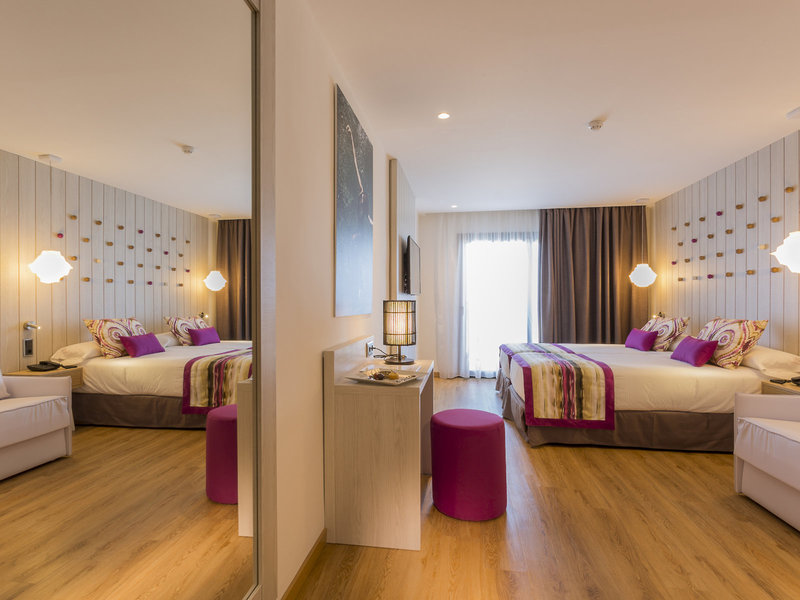 Grand Palladium White Island Resort & Spa 37