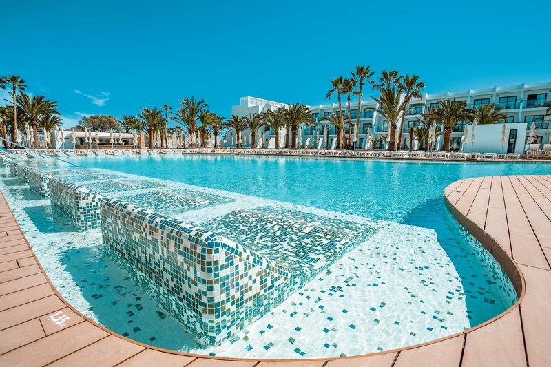 Grand Palladium White Island Resort & Spa 3