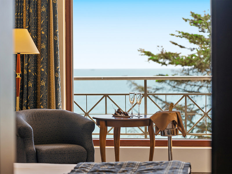 HVD Riviera Beach Hotel 6