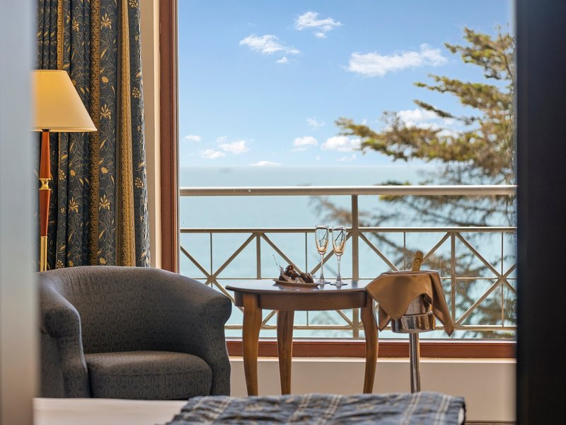 HVD Riviera Beach Hotel 39