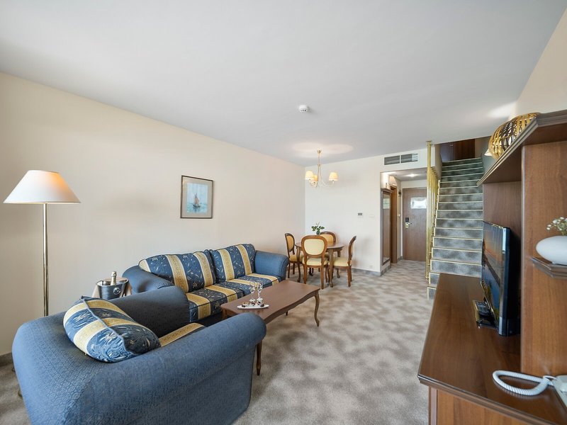 HVD Riviera Beach Hotel 46