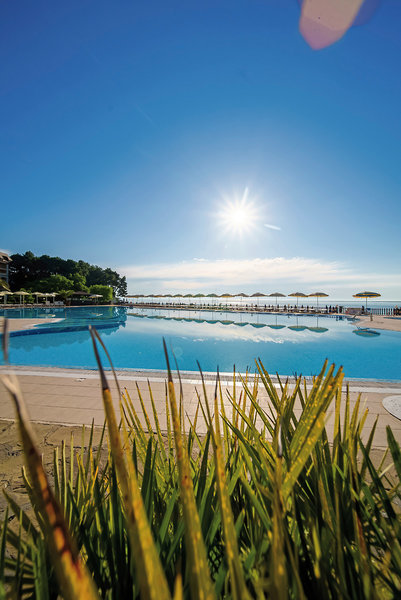 HVD Riviera Beach Hotel 4