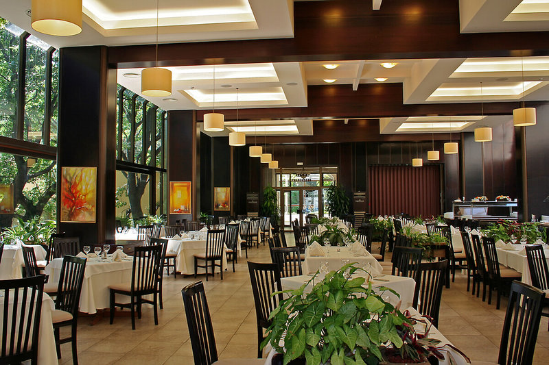 HVD Riviera Beach Hotel 11