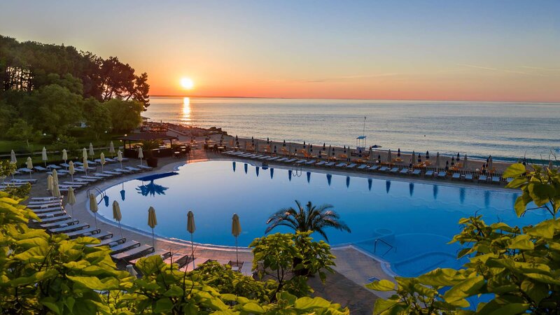 HVD Riviera Beach Hotel 3