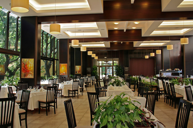 HVD Riviera Beach Hotel 8