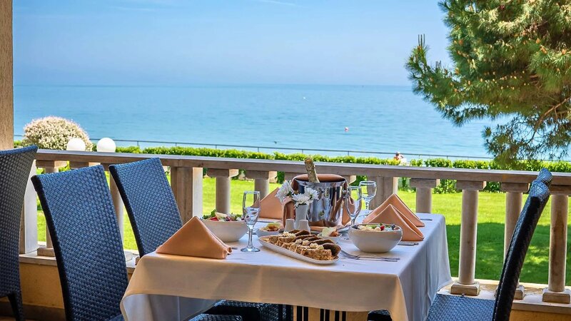 HVD Riviera Beach Hotel 10