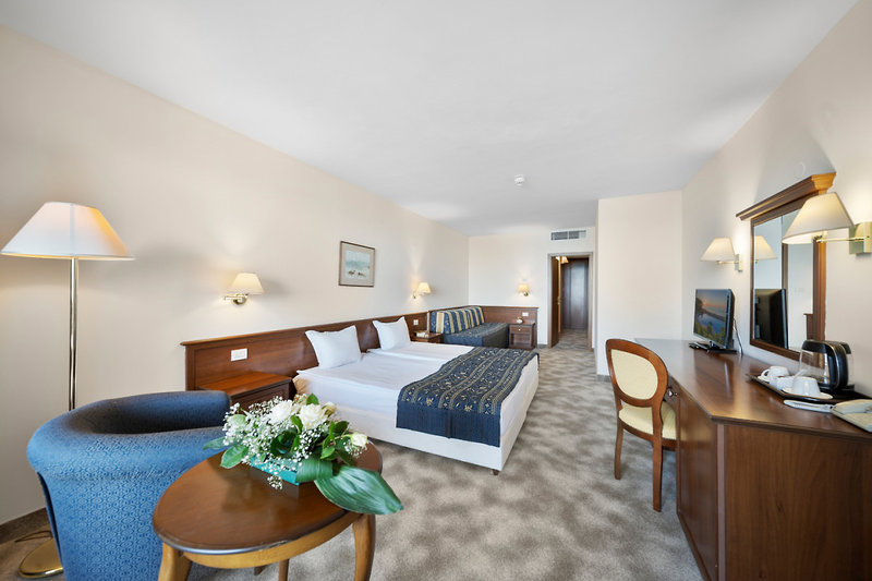 HVD Riviera Beach Hotel 7