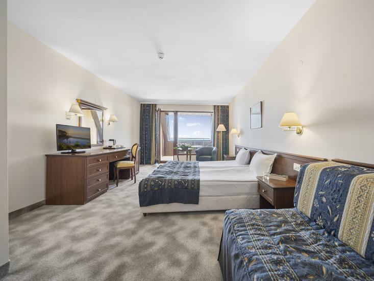 HVD Riviera Beach Hotel 6