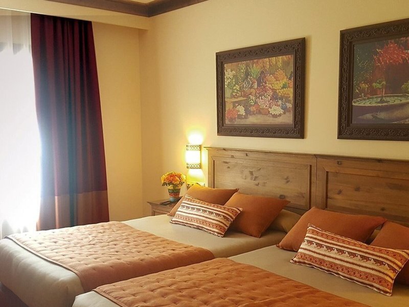 PortAventura Hotel El Paso 35