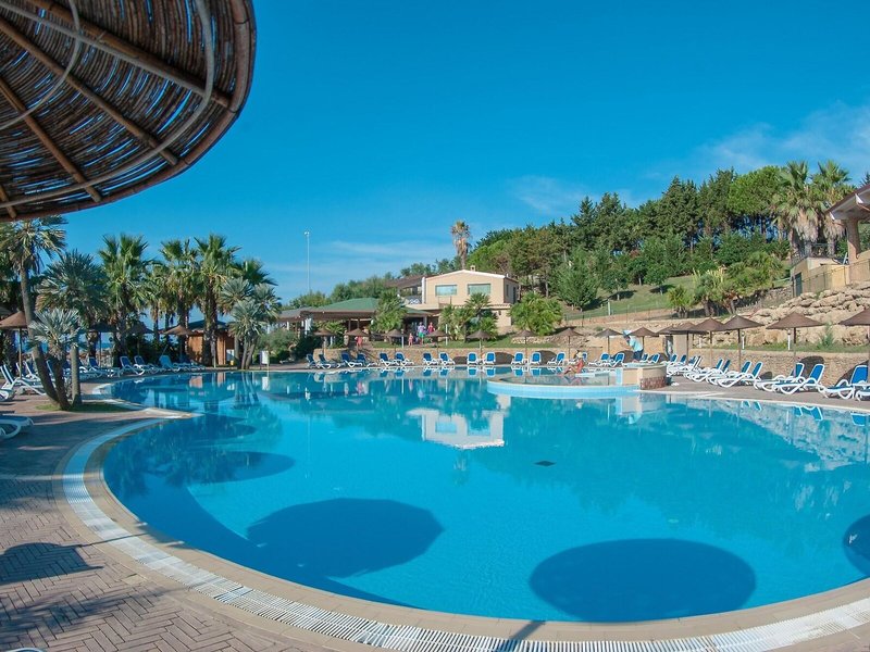 Baia Degli Dei Beach Resort 15