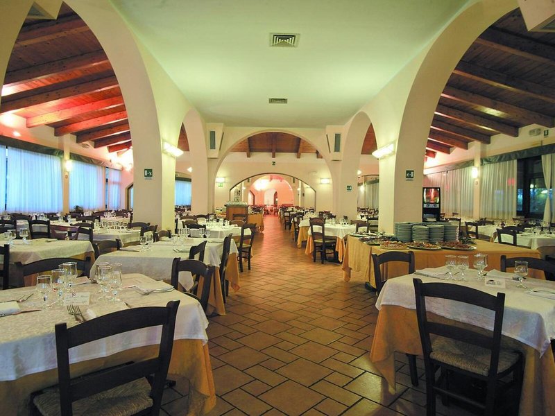 Baia Degli Dei Beach Resort 28