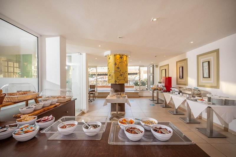 Kitro Beach Hotel 11