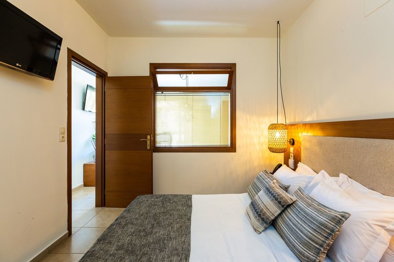 Nostos Beach Boutique Hotel 12