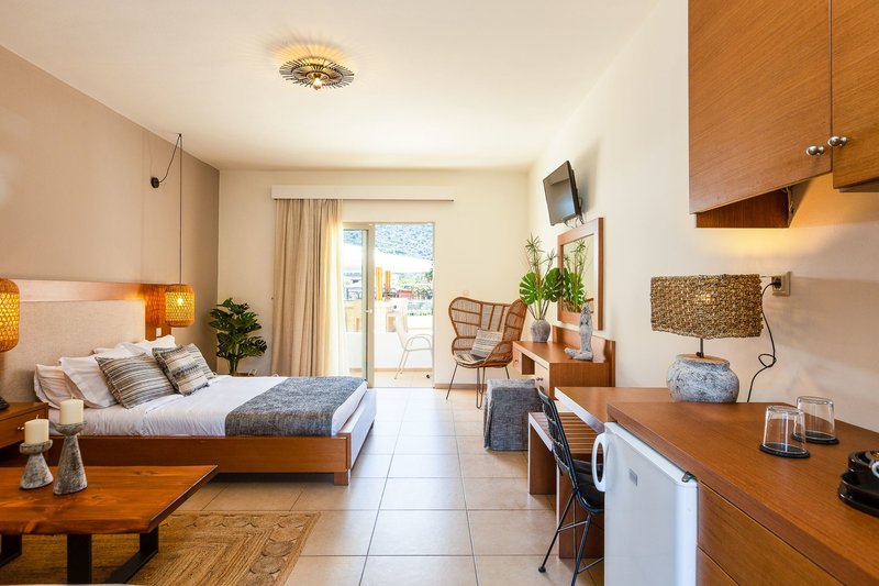 Nostos Beach Boutique Hotel 6