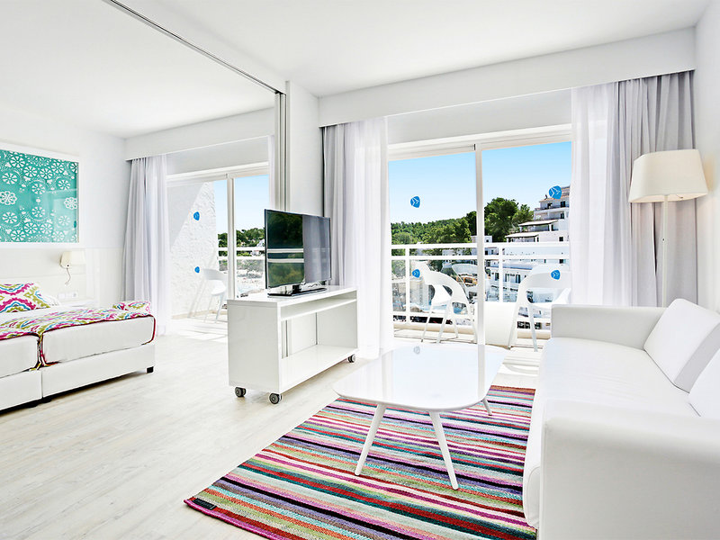 Grupotel Ibiza Beach Resort 11