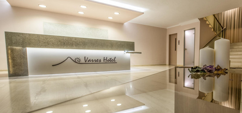 Varres Hotel 4