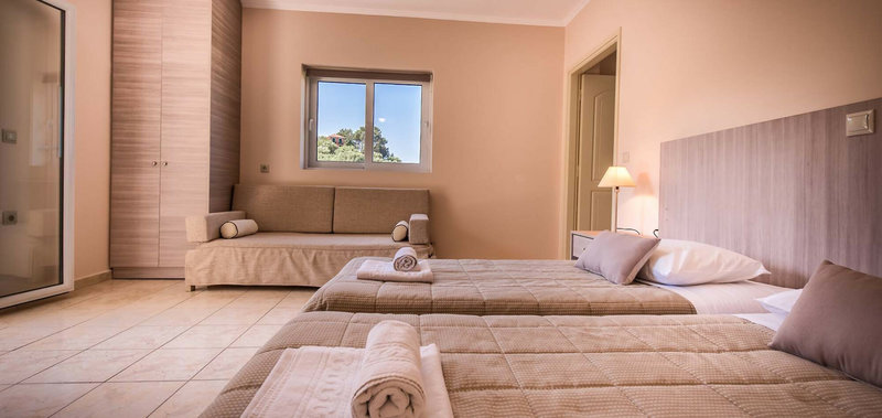 Varres Hotel 7