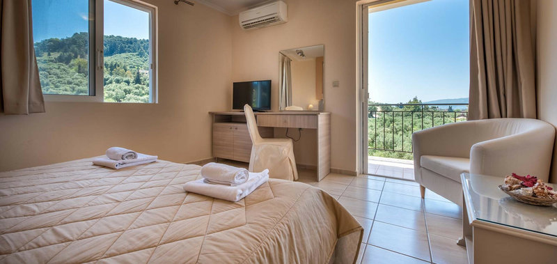Varres Hotel 8