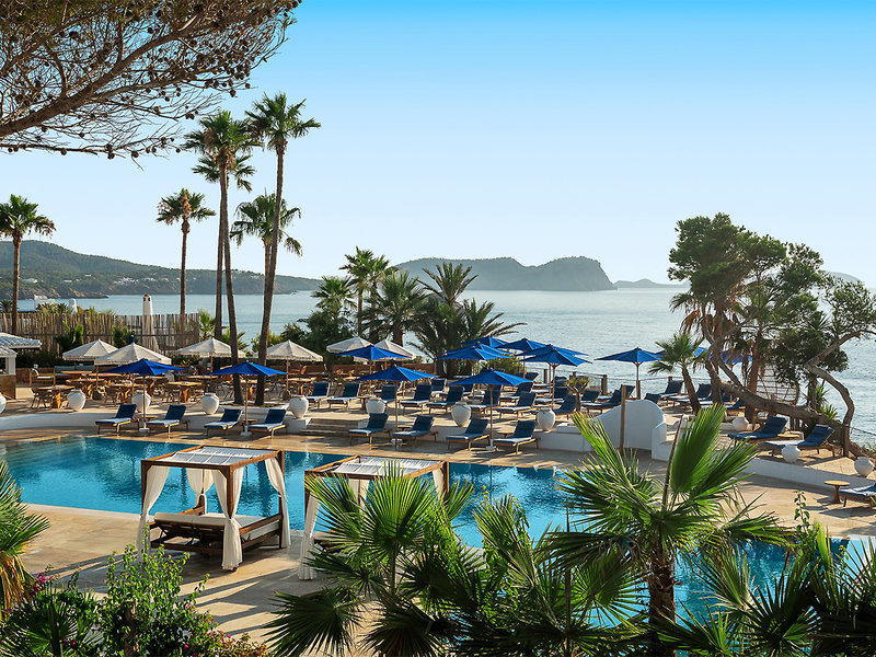 azuLine Club Cala Martina 5