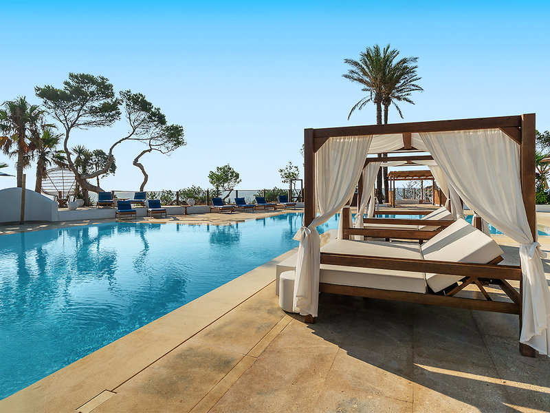 azuLine Club Cala Martina 6