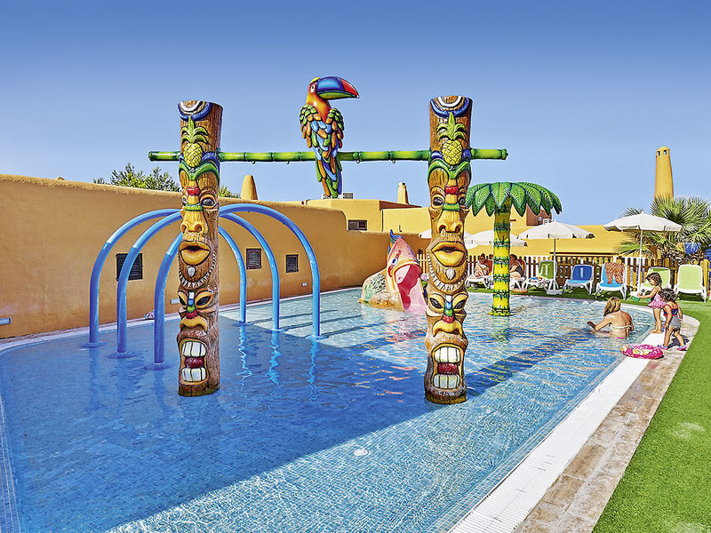 azuLine Club Cala Martina 14