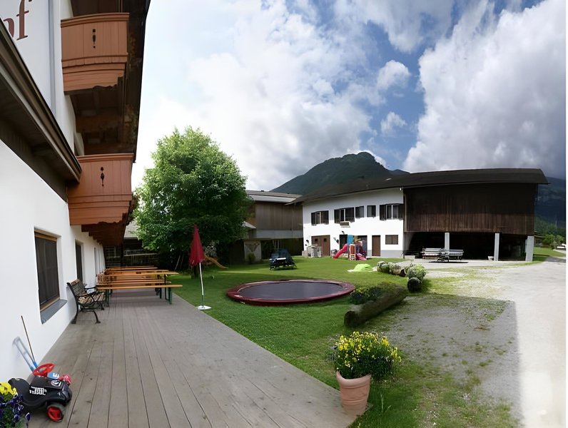Pension Traube & Nebenhaus 1