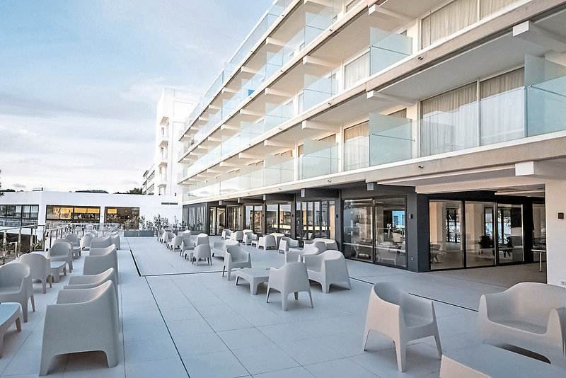 Els Pins Resort & Spa 24