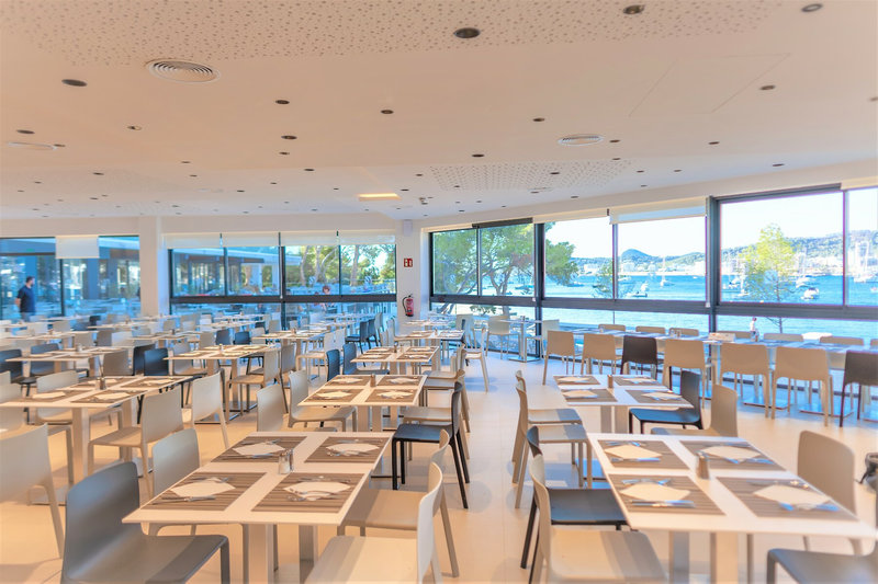 Els Pins Resort & Spa 10