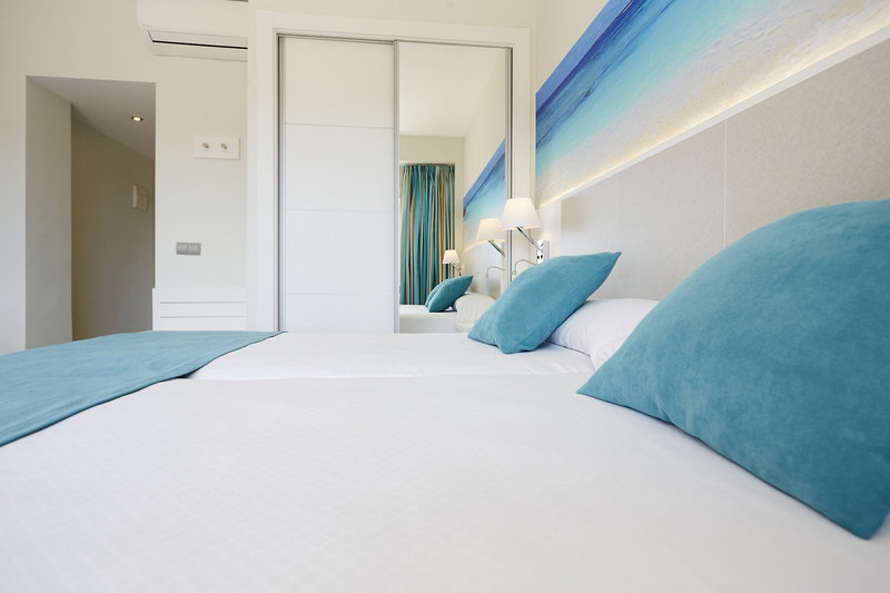 Invisa Hotel Es Pla - Adults Only 12