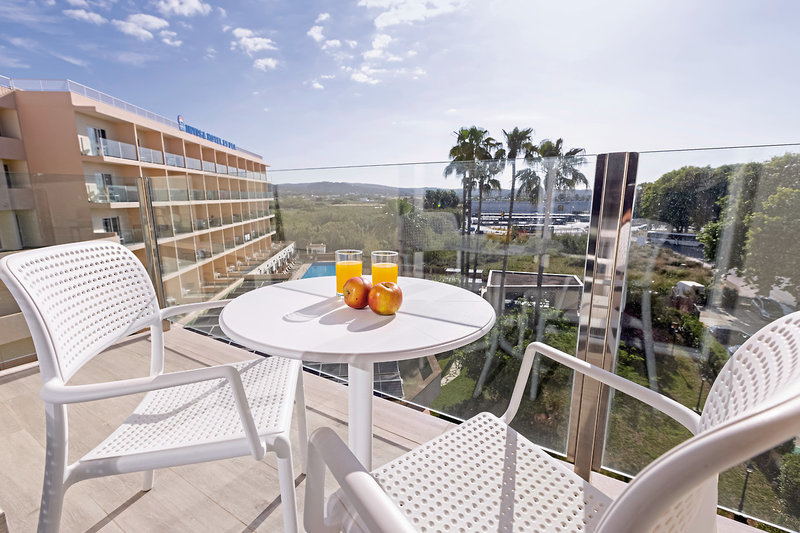 Invisa Hotel Es Pla 10