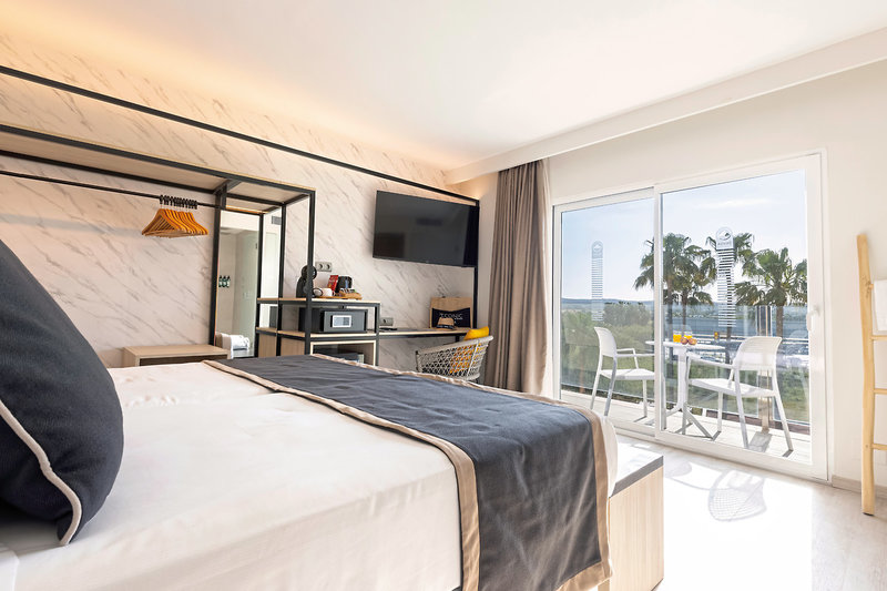 Invisa Hotel Es Pla 14