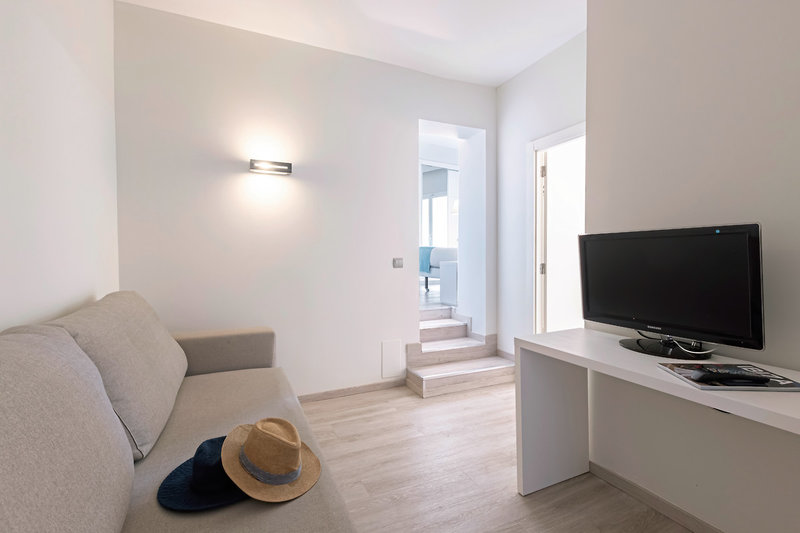 Invisa Hotel Es Pla 21