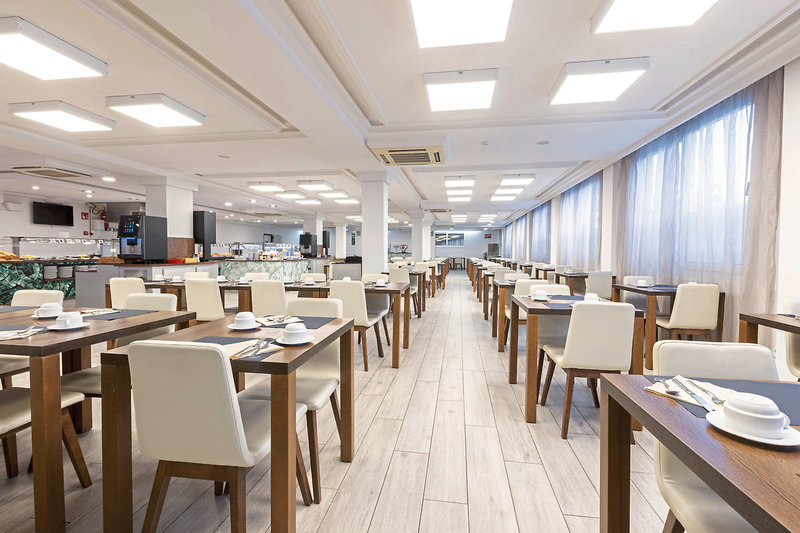 Invisa Hotel Es Pla 23