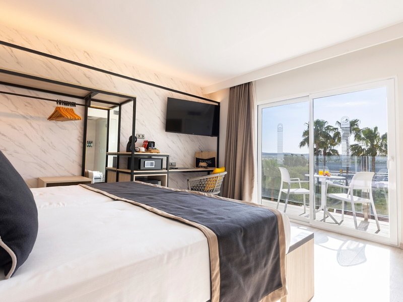 Invisa Hotel Es Pla 37