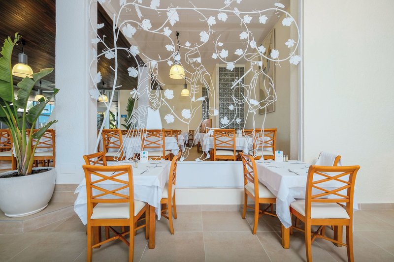 azuLine Hotel Mar Amantis I & Mar Amantis II 4