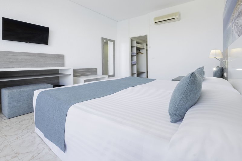 azuLine Hotel Mar Amantis & Mar Amantis II 8