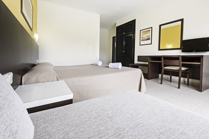 azuLine Hotel Mar Amantis & Mar Amantis II 12