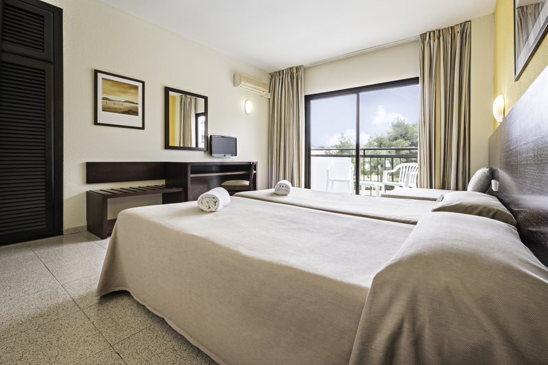 azuLine Hotel Mar Amantis & Mar Amantis II 13