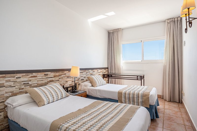 FERGUS Conil Park 28