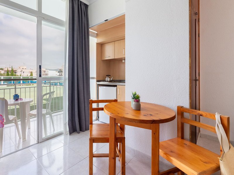 Aparthotel Vibra Bay 16