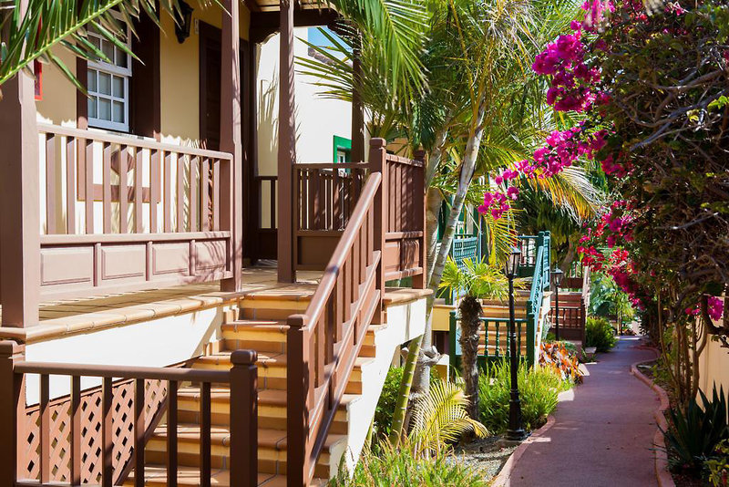 Apartamentos Oasis San Antonio 3