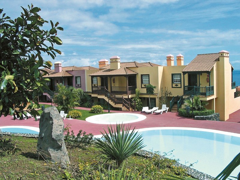 Apartamentos Oasis San Antonio 10