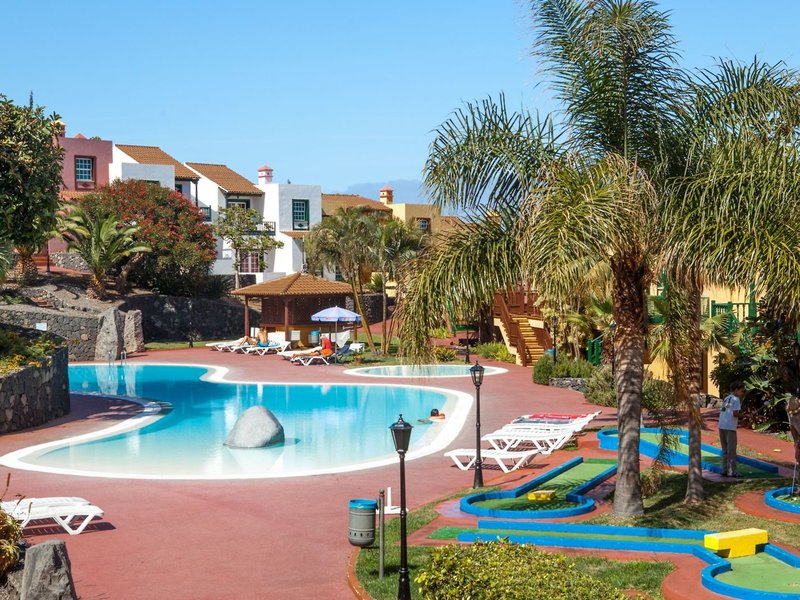 Apartamentos Oasis San Antonio 2