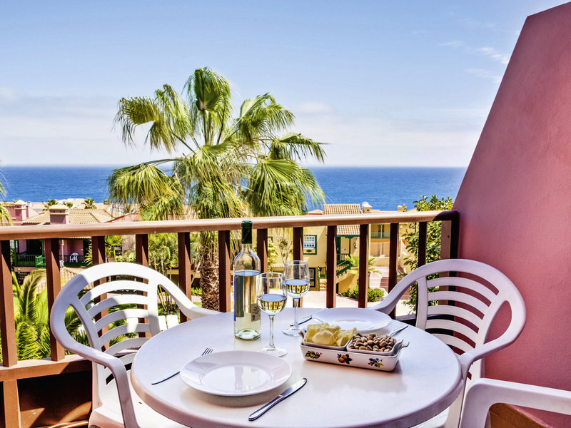 Apartamentos Oasis San Antonio 8