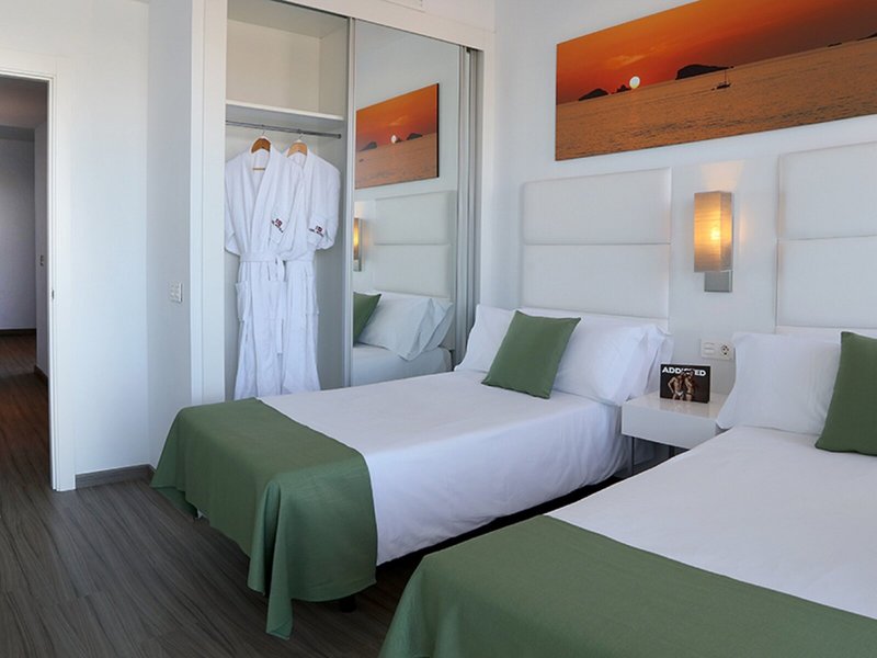 AxelBeach Ibiza - Erwachsenenhotel  32