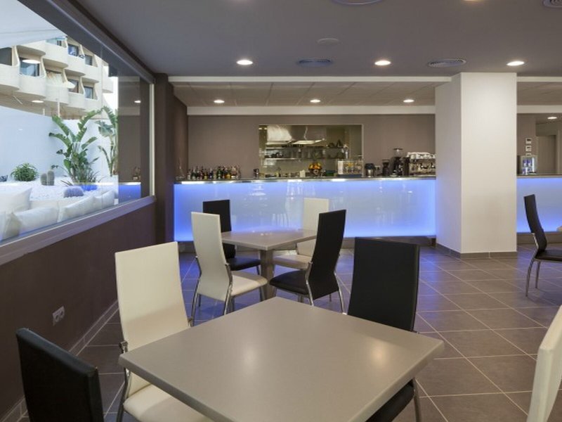 AxelBeach Ibiza - Erwachsenenhotel 27