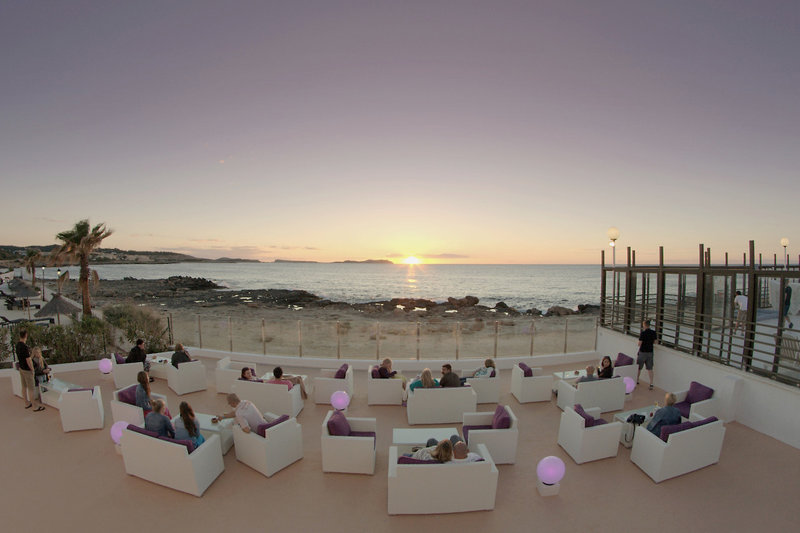 Aparthotel Nereida 3