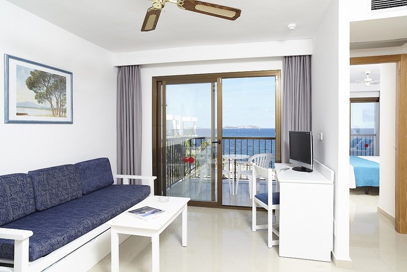 Aparthotel Nereida 5